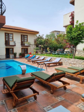 Sezgin Hotel